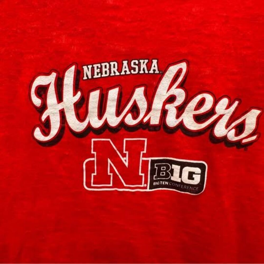 Large Nebraska Huskers Red T-shirt